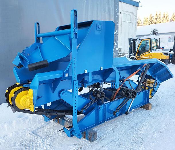 Refurbished Valonkone Debarking machine Valonkone VK26T-2 rotors with in and out feeding conveyor