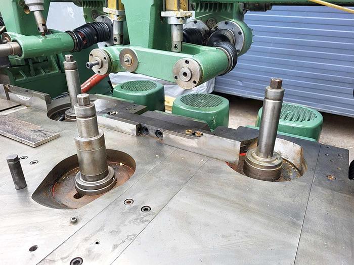 Used WEINIG Planer /moulder Unimat 22A, 9 head