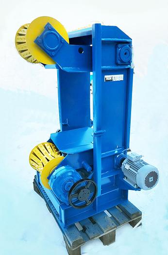 Refurbished Valonkone Debarking machine Valonkone VK26T-2 rotors with in and out feeding conveyor