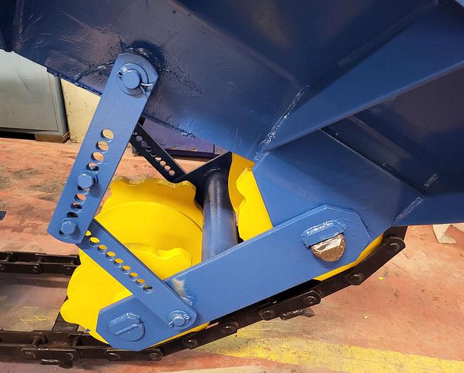 Refurbished Valonkone Debarking machine Valonkone VK26T-2 rotors with in and out feeding conveyor