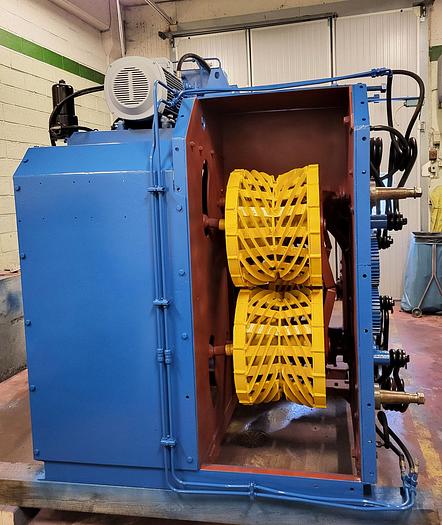 Refurbished Valonkone Debarking machine Valonkone VK26T-2 rotors with in and out feeding conveyor