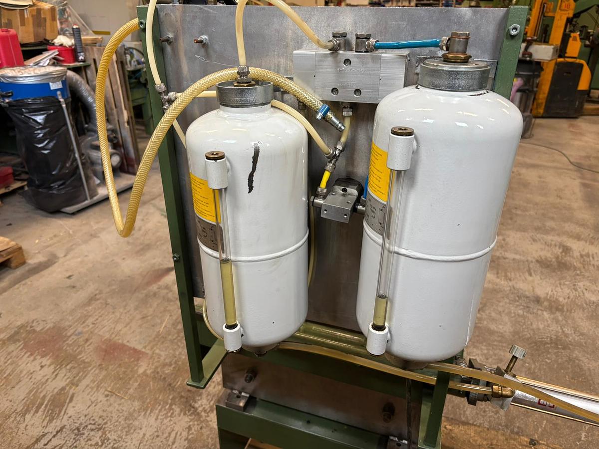 Used Slipteknik Sharpening machine