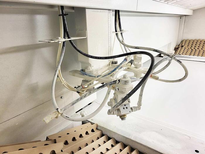 Used GIARDINA CNC-controlled automatic sprayer, DUALTECH 401-S-DRY