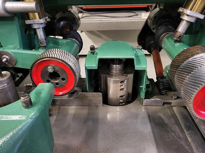 Used 1984 Weinig Germany Four side planer / moulder Unimat 22N, 7 spindles