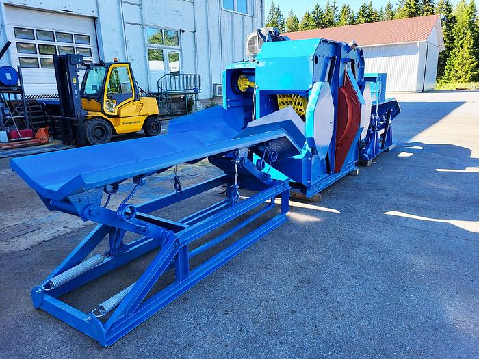 Refurbished Valonkone VK26 M debarking machine,  completly renovated