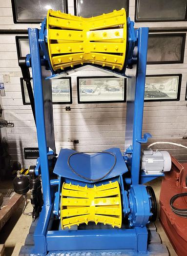 Refurbished Valonkone Debarking machine Valonkone VK26T-2 rotors with in and out feeding conveyor