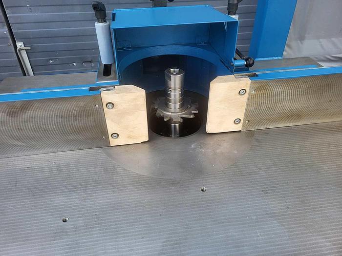 Used HOFMANN Tilting spindle milling machine TFS 1200