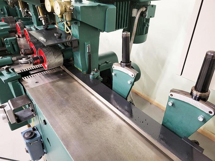 Used WEINIG Four side planer / moulder Unimat 22A, 7 spindles