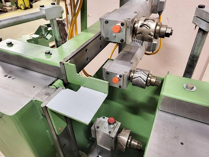 Used KRÜSI chalet building machine type CM 40