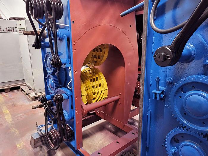 Refurbished Valonkone Debarking machine Valonkone VK26T-2 rotors with in and out feeding conveyor