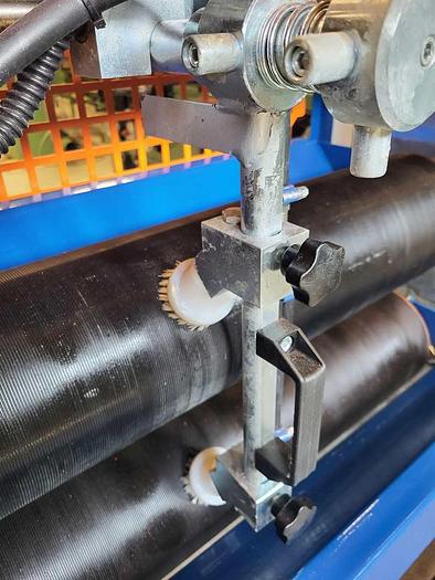 Used 2006 FIN Italy FIN Glue spreader SC2R-1300