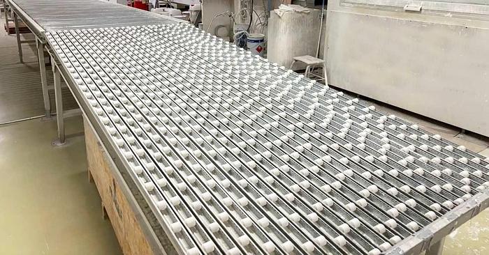 Used Motorised roller table 19.3000mm