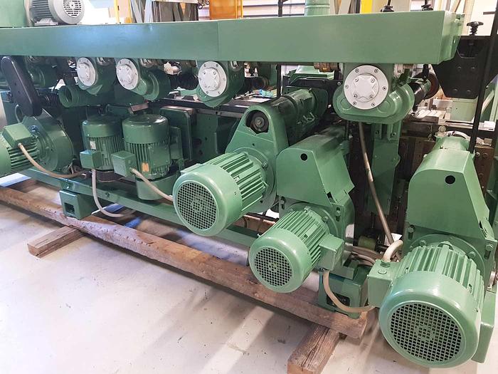 Used WEINIG planer / Moulder machine UNIMAT U22 N 6 spindles