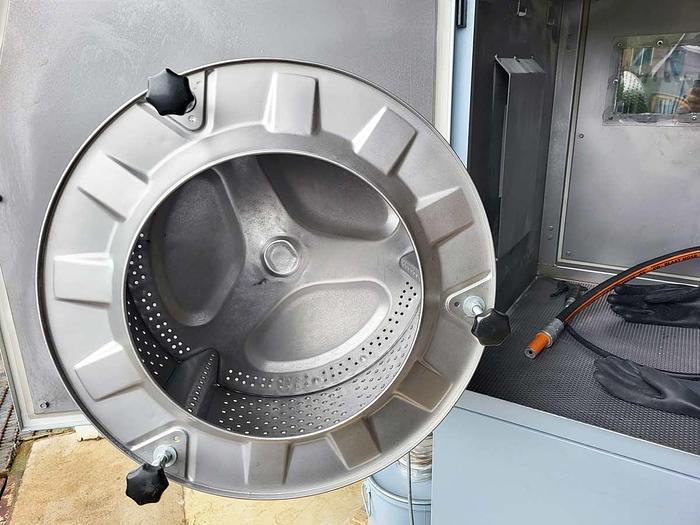 Used Pressure blasting unit MISTRAL MP-02 Junior