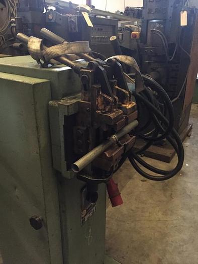 Usato PUNTATRICE (8) CEA SALDA TUBI/ PROFILATI