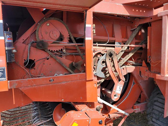 Used Hesston 4790 Baler w/ Accumulator