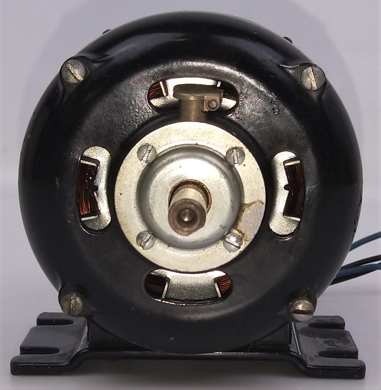 New Open Box (1500) Bodine Electric NSI-12A1 AC Motor - 1/50HP, 1725rpm