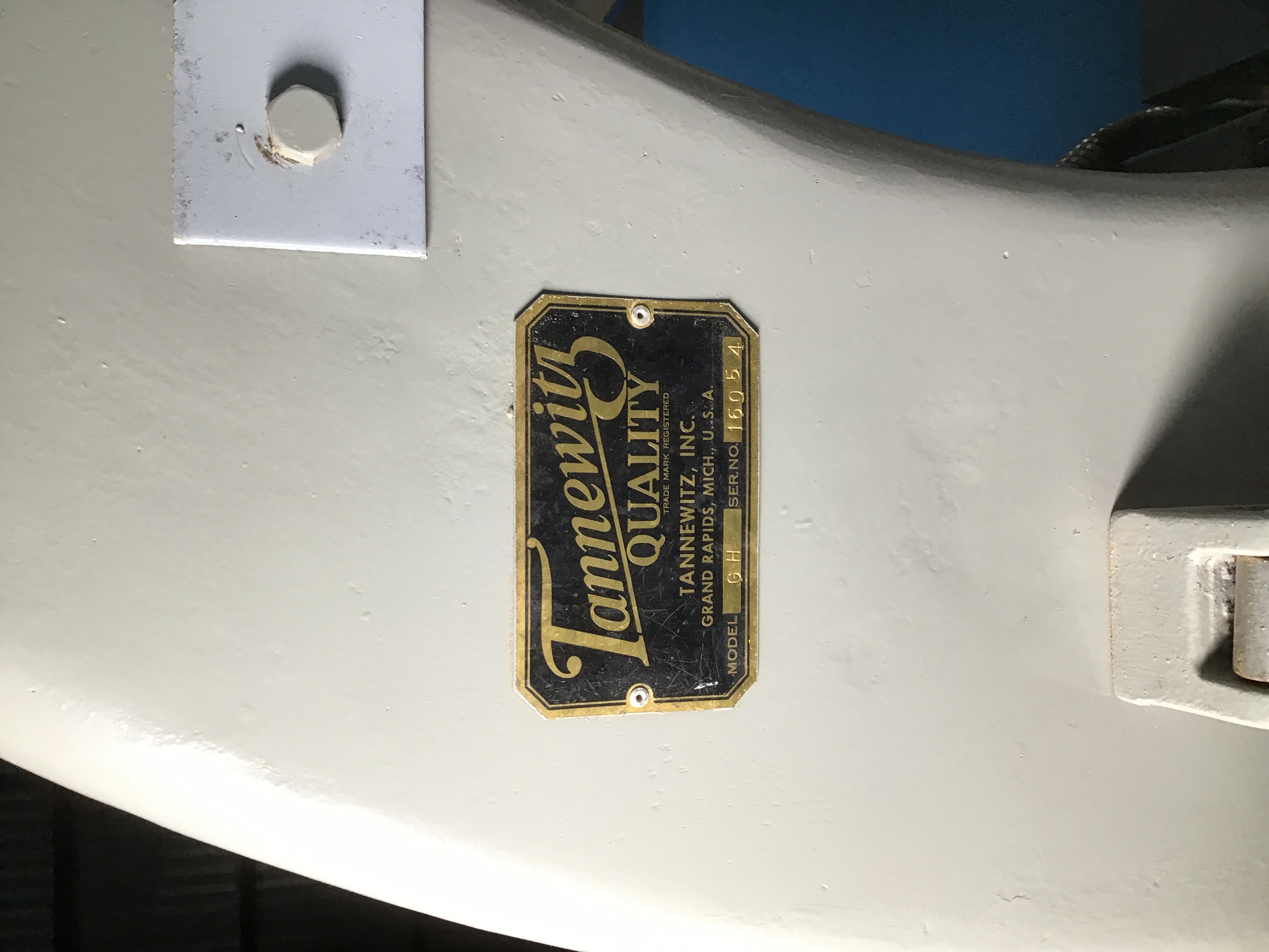 Used 36” Tannewitz Mdl. GH Vert. Band Saw