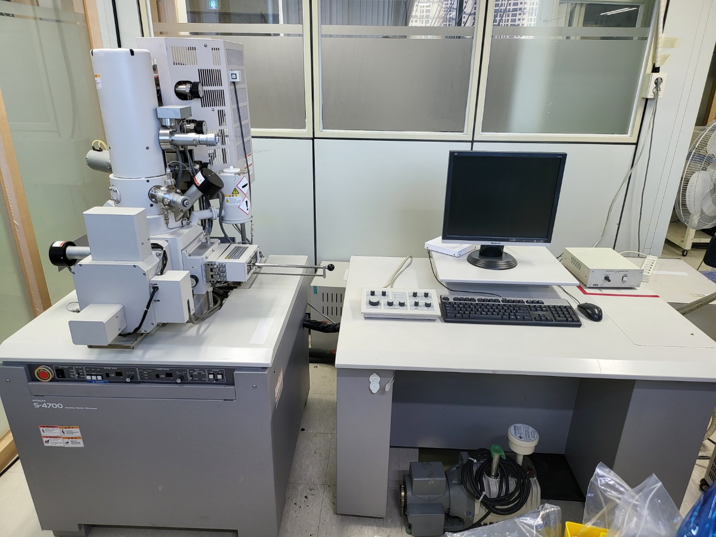 Used Hitachi FESEM S4700 II