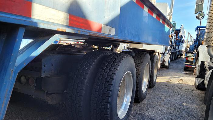 Used 2010 Dragon Frac Tanks