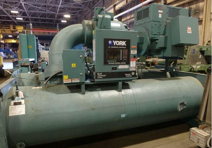Used YORK MAXE 550 TON CENTRIFUGAL CHILLER MFG. 2013