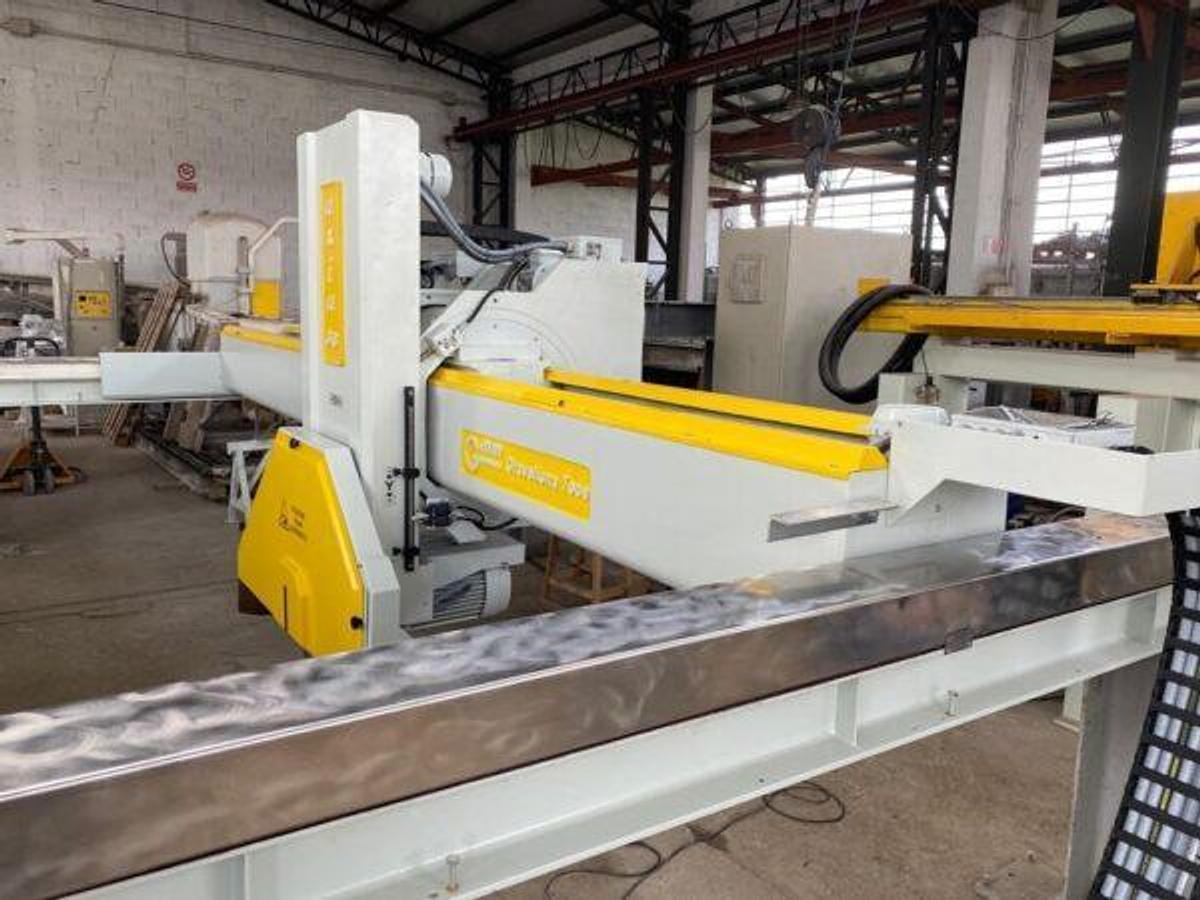 Used 2002 GMM Axia Full