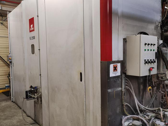 Used (visible in production) 2001 COMEXI  FJ2108 - 8 col. C.I Flexo