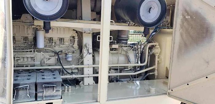 Used 1999 Ingersoll-Rand XHP 900 cfm / 350 psi Air Compressor