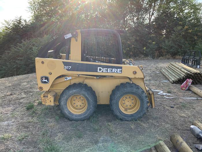 Used 2007 John Deere 317 Skid Steer