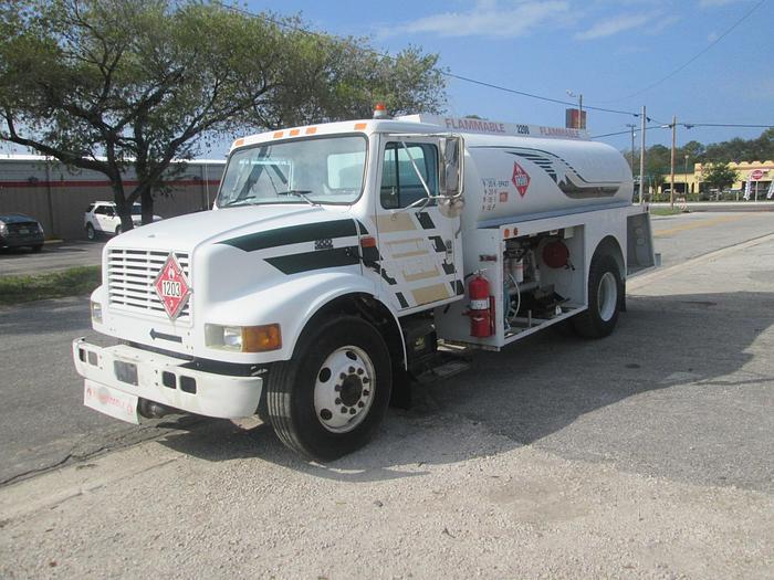 Used 1998 International 4700 Fuel Truck