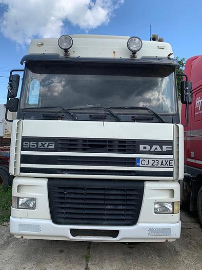 Used 2002 DAF 95 XF 430 EURO 3 MANUAL