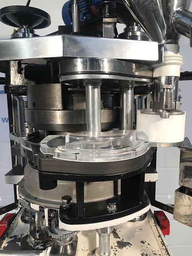 Used Manesty Express D20 Tablet Press