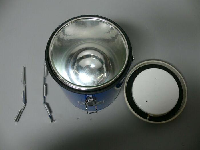 Used Cole Parmer Isotherm 2 Liter Transportable Dewar Flask