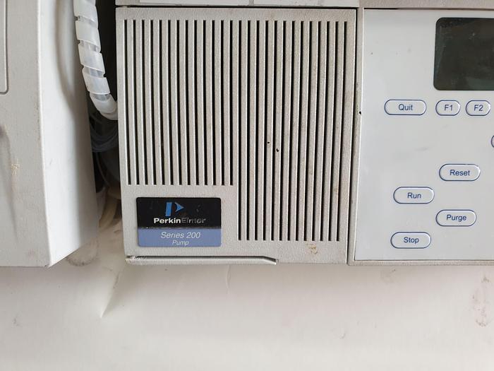 Used Perkin Elmer Series 200 HPLC System