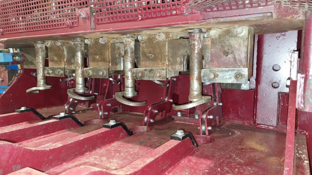 Refurbished Ballenpresse Avermann, Typ AVOS 1410M, Presskraft 70 t