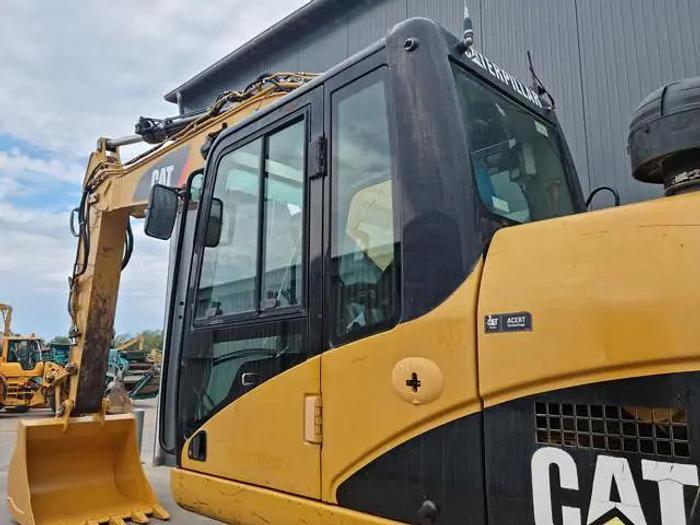 Gebraucht 2009 Caterpillar  329D LN