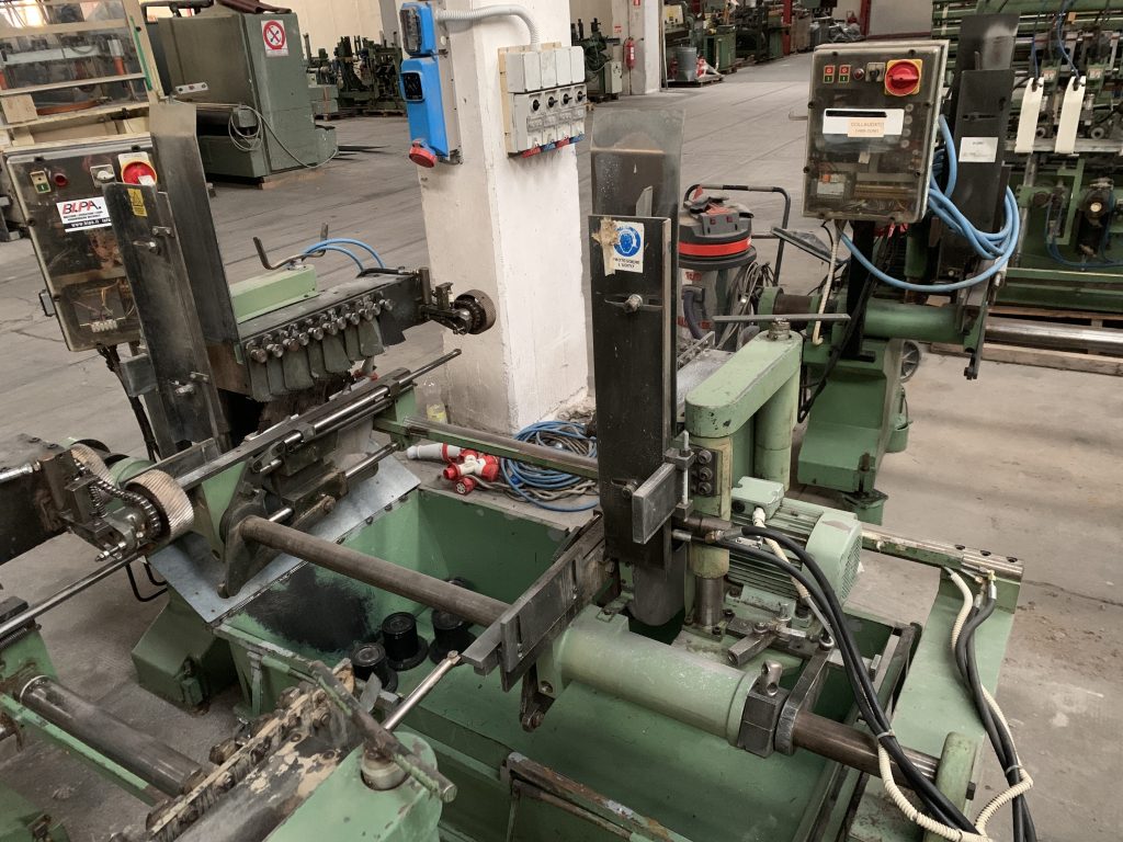 Used Troncatore caricatore per scorniciatrice, marca Friulmac modello FN3