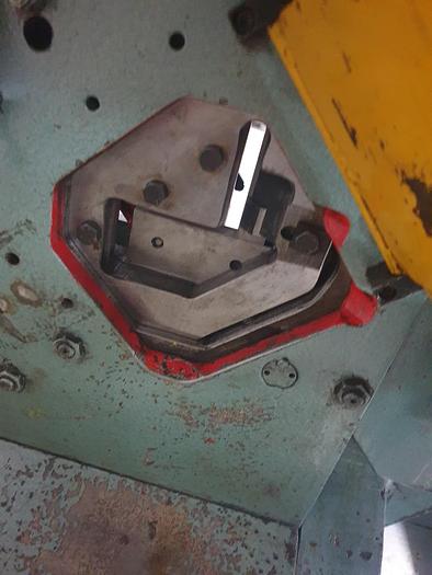 Gebraucht Profilstahlschere Mubea BFL 350