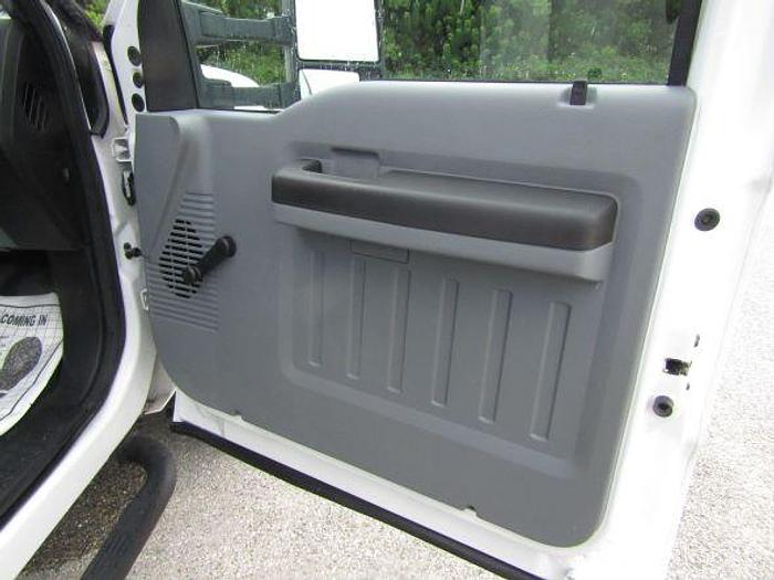 Used Versalift VST40-MH 45ft Bucket Boom on 2015 Ford F550 4x4 Utility Truck - 44904