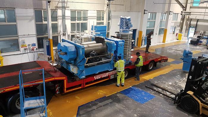 Used Iddon 1500mm (60in) x 560mm (22in) dia two roll mill