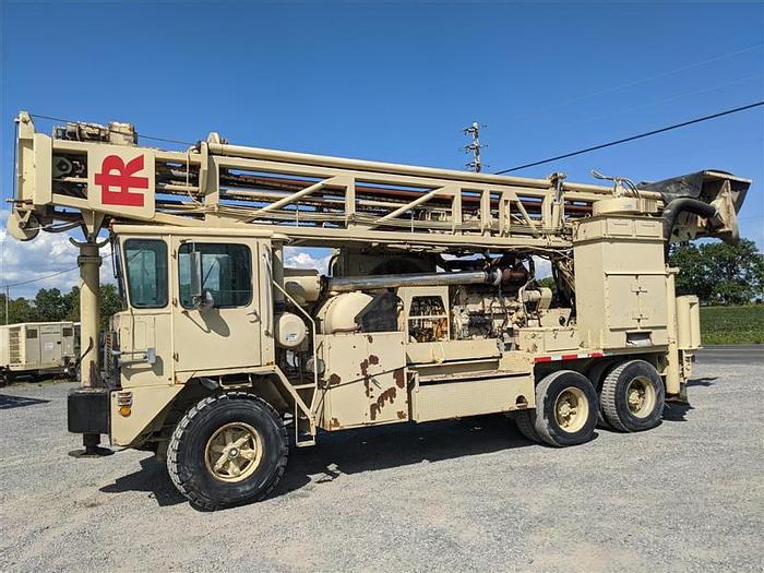 Used 1995 Ingersoll-Rand T4 BH Drill Rig