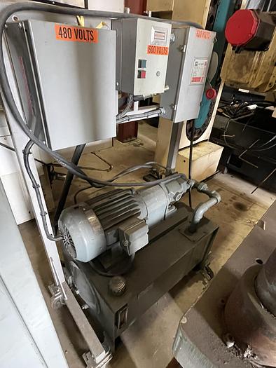 Used CUSTOM BUILT 50 TON(ESTIMATING TONNAGE) HYDRAULIC 4 POST PRESS