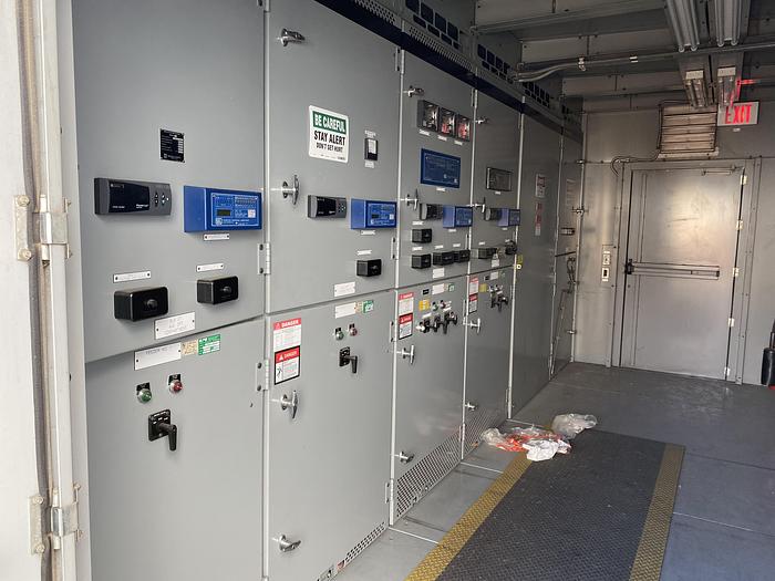 Used METALCLAD SWITCHGEAR SERIES 5 SQAURE D OUTDOOR ELECTRICAL