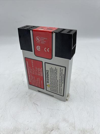 Used BANNER ES-FA-9AA SAFETY RELAY
