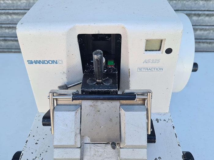 Used Shandon Retraction Microtome AS325