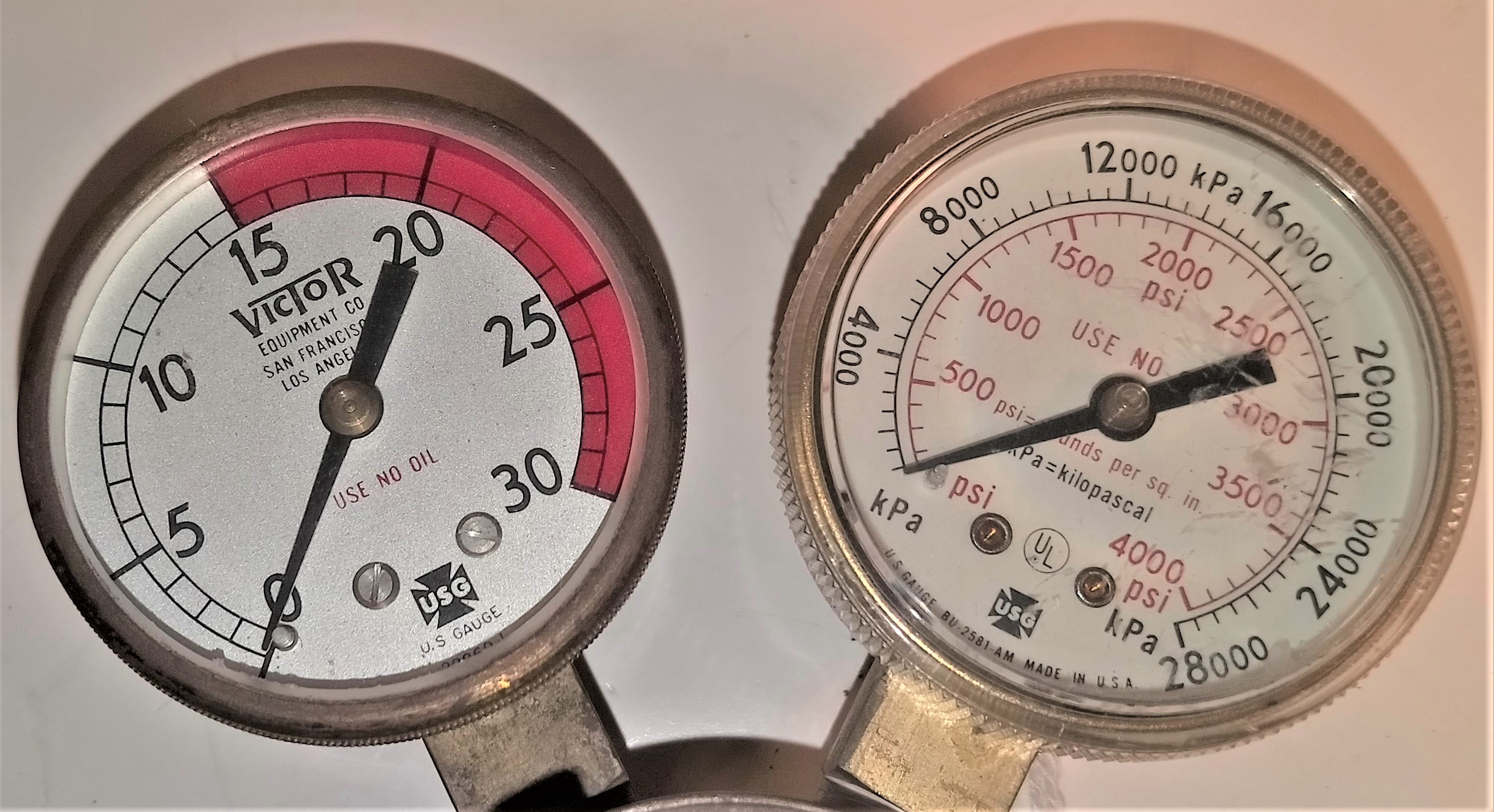 Used Victor SR-201 Acetylene Gas Regulator - CGA 296