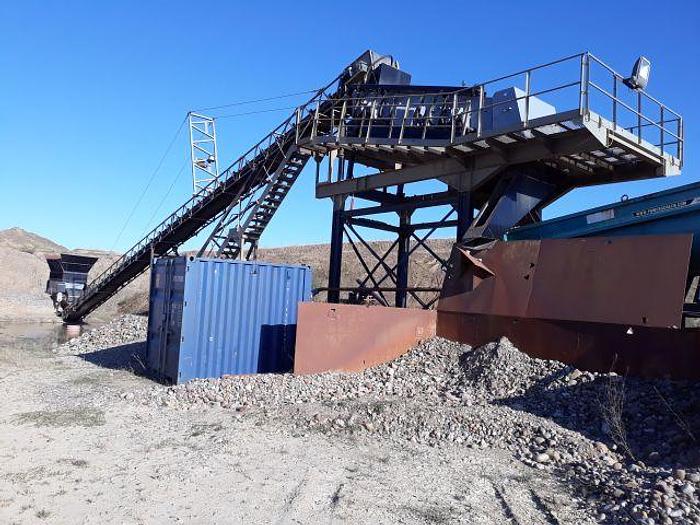 Gebraucht 2014 Terex Kieswaschanlage mit Powercrub 120 Schwertwäsche und Förderbändern