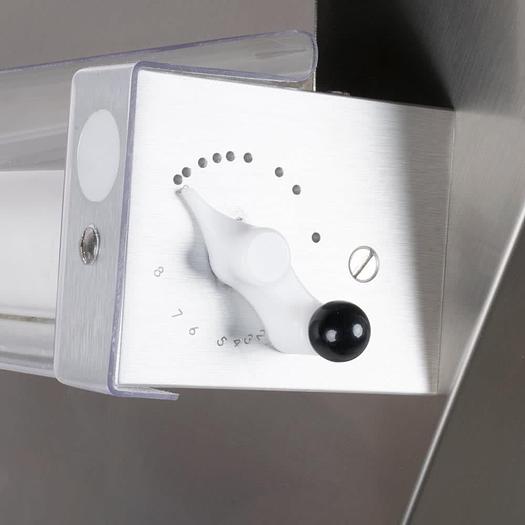 Doyon DL18DP Countertop 18" Dough Roller Sheeter, 250 Pieces/Hour - Two Stage, D