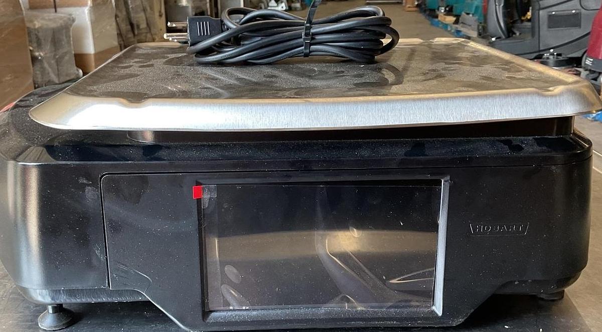 Used Hobart - Commercial Price Computing 30lb Deli Scale with Dual Label Printer and Touch Screen Commands with Customer Display - 3 AVAILABLE
