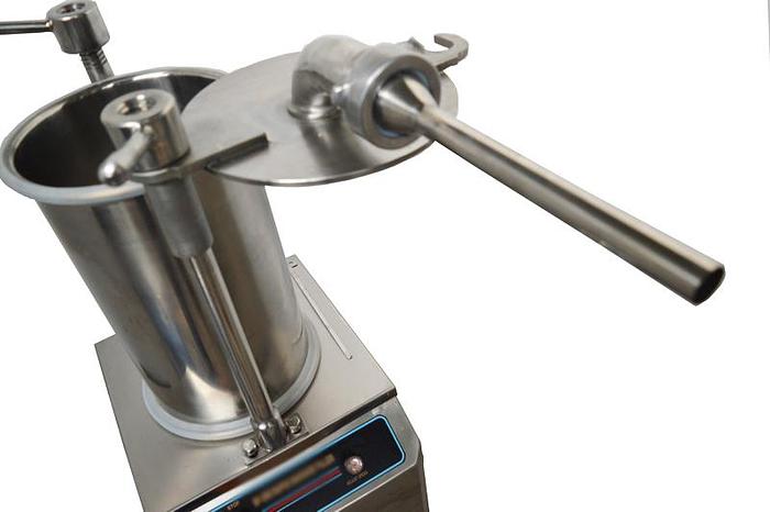 Hydraulic 110V 26LSausage Stuffer Filler machine Vertical 880lb/h Sausage Maker